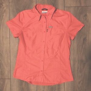 Salmon short sleeved Columbia shirt
